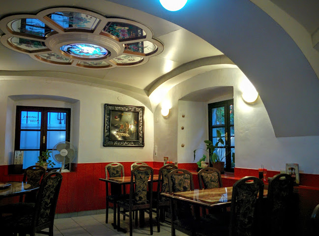 Niam Niam Garden Chinese Restaurant - Gastronomija in gostinstvo