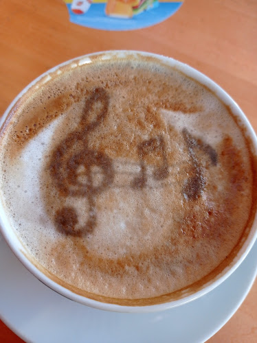 Arena bar Idrija - Gastronomija in gostinstvo