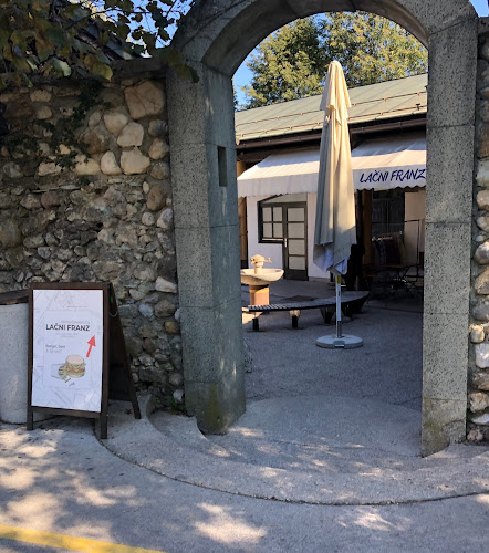 Opinii despre Okrepčevalnica 'Lačni Franz' Marija Jagodic s.p. în Radovljica - Gastronomija in gostinstvo
