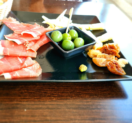 Opinii despre BURNUM ~ okusi Dalmacije în Ljubljana - Gastronomija in gostinstvo