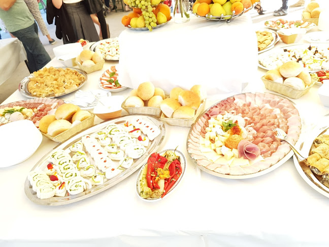 Romani Kafenava - Gastronomija in gostinstvo