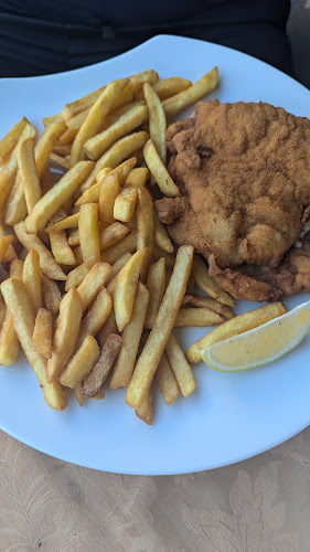 Opinii despre Pizzerija Piramida în Ljubljana - Gastronomija in gostinstvo