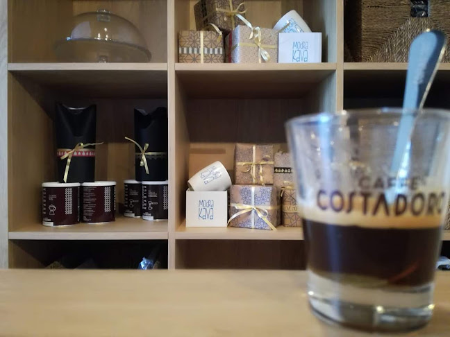 Modra Kava - Knjigarna in Kavarna - Piran