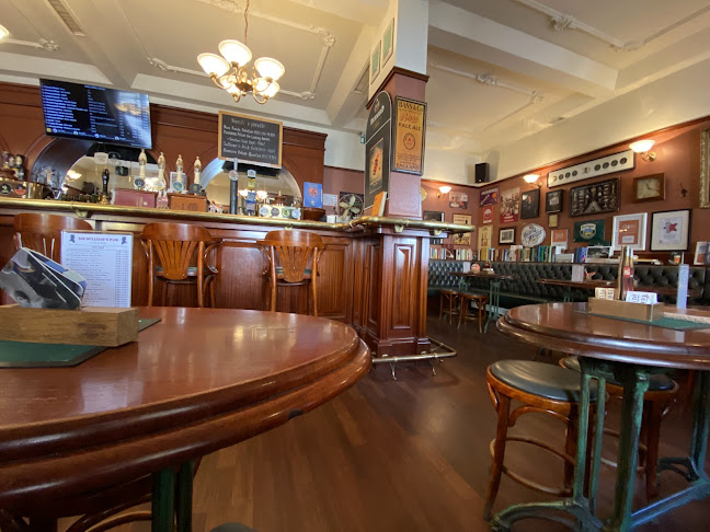 Sir William's pub - Gastronomija in gostinstvo