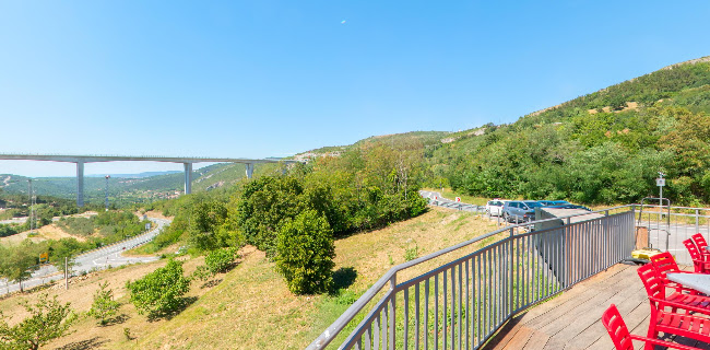 Opinii despre Okrepčevalnica Viki burger în Črni Kal - Gastronomija in gostinstvo