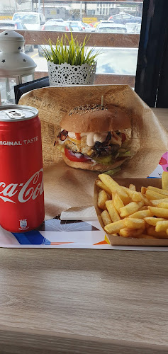 Fast Food Bomburger - Gastronomija in gostinstvo