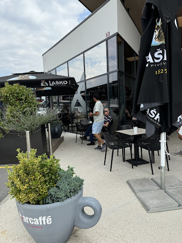 X Cofe - Gastronomija in gostinstvo