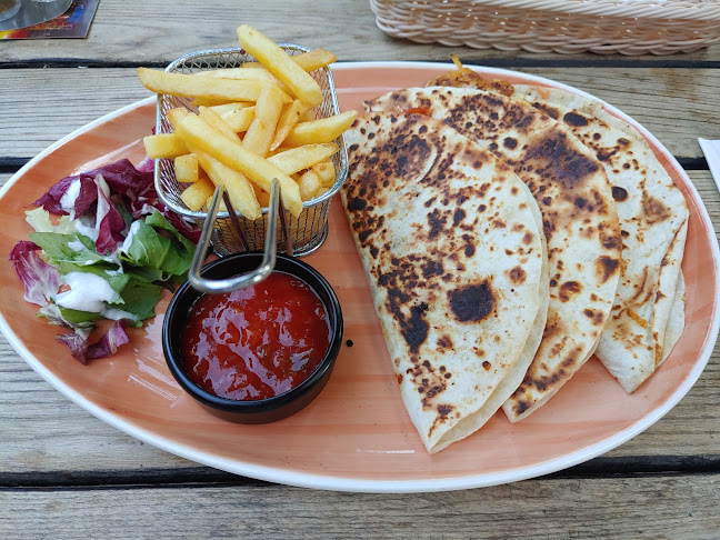 Pizzeria Popaj - Gastronomija in gostinstvo