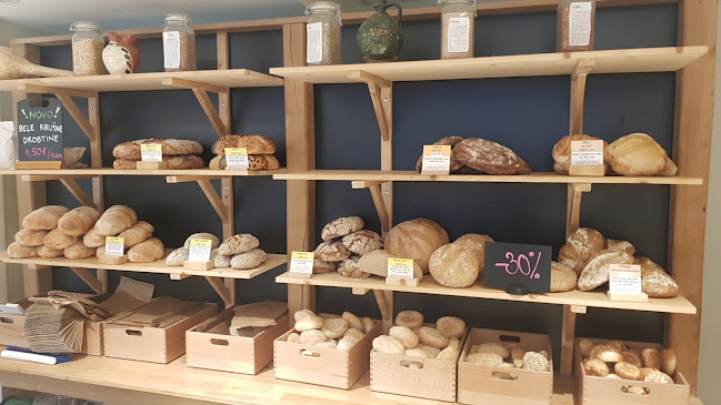 Hiša Kruha (Pastry Shop) - PE Gosposka - Gastronomija in gostinstvo