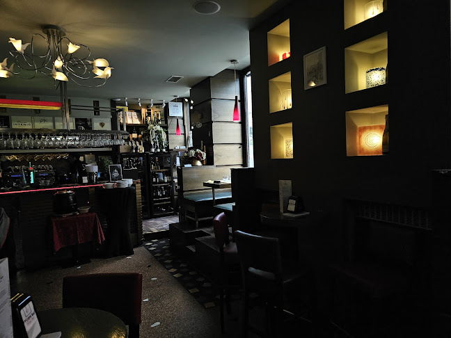 Comentarii opinii despre Dvorni Bar