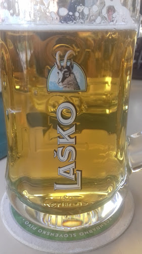 Škofije Restavracija in picerija - Gastronomija in gostinstvo