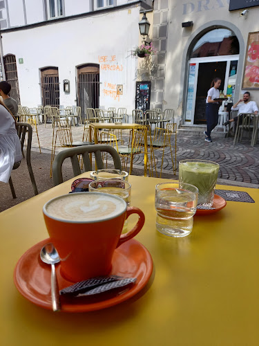 Cankarjeva cesta 8, 1000 Ljubljana