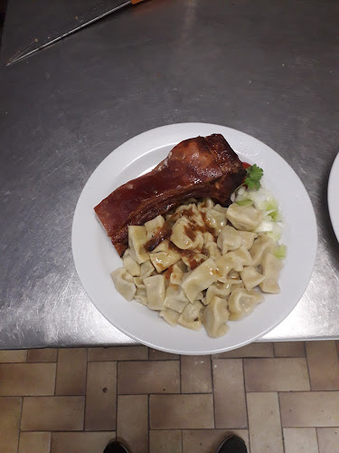 Opinii despre Okrepčevalnica kmečki hram Robert Fortuna s.p. în Spodnja Idrija - Gastronomija in gostinstvo