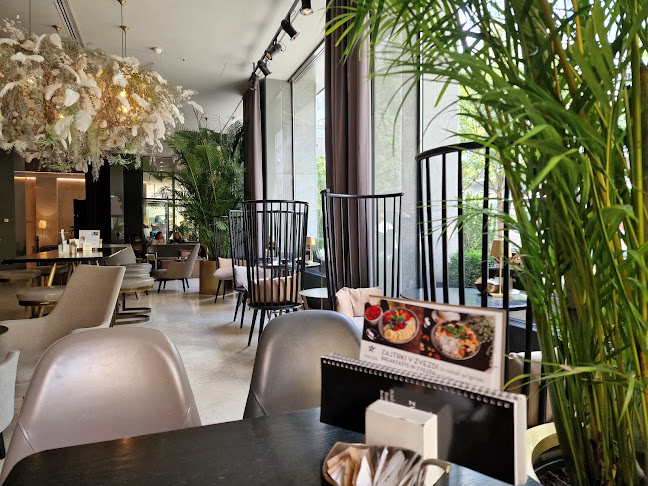 Kavarna Zvezda, Hotel Slon - Ljubljana