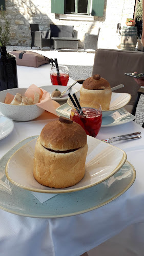 Villa Andor restaurant & hotel