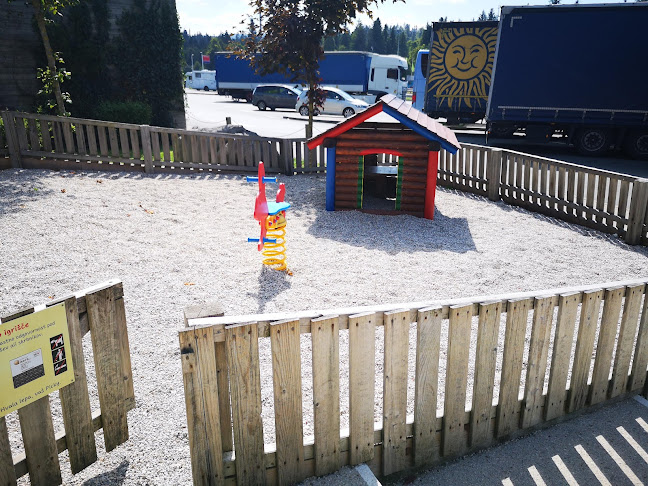 Comentarii opinii despre Marche Lom 2