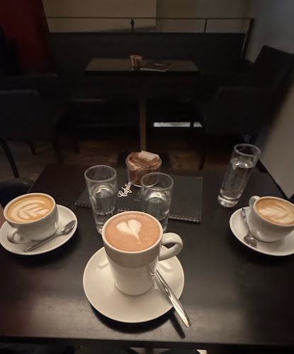 Opinii despre Cafetino în Ljubljana - Gastronomija in gostinstvo