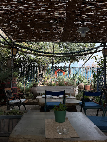 MAI PIU' BAR - Gastronomija in gostinstvo