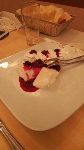 Ob kaminu - Gastronomija in gostinstvo