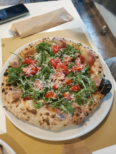 Gostilnica in pizzerija Caprese - Gastronomija in gostinstvo