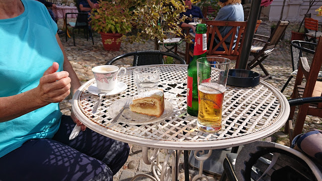 Bo Cafe - Gastronomija in gostinstvo