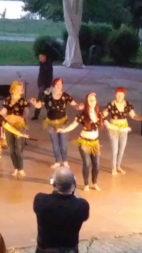 Restavracija Jezero - Gastronomija in gostinstvo