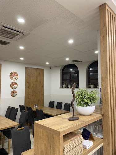 Pizzerija pri Klepcu - Gastronomija in gostinstvo