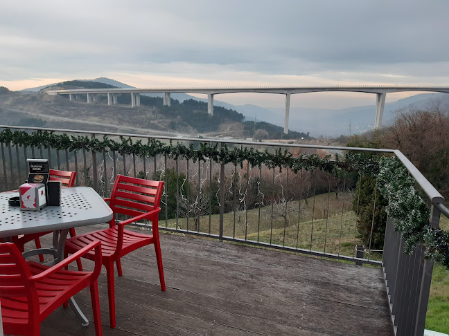 Okrepčevalnica Viki burger - Črni Kal