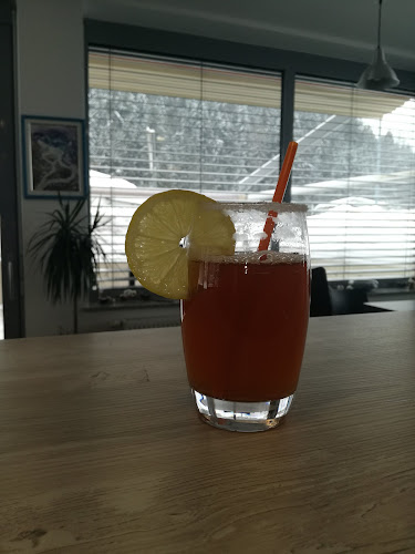 Comentarii opinii despre Kava bar & avtopralnica Kogelnik