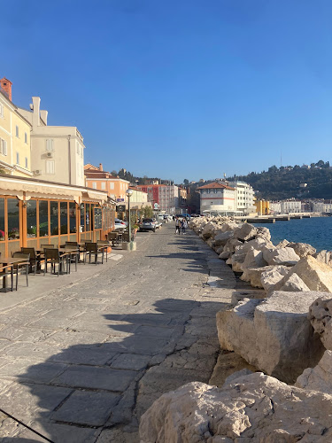 Restavracija Tri Vdove Piran - Gastronomija in gostinstvo