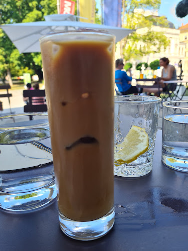 Comentarii opinii despre Kavarna Moderna