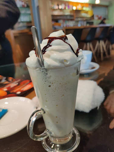 Opinii despre Kavarna Apolo în Tržič - Gastronomija in gostinstvo