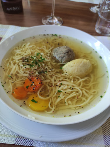 Gostilna "Pri stričku" - Gastronomija in gostinstvo