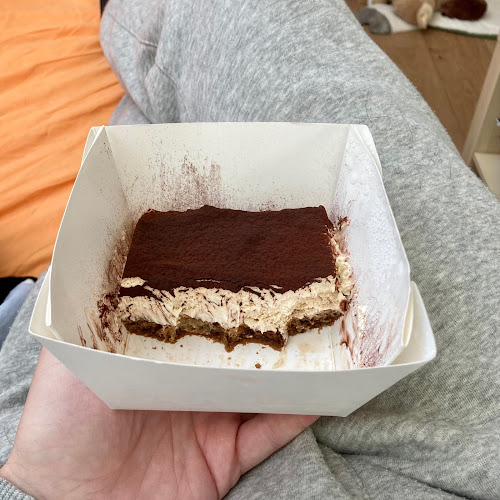 Raw Pasta - Pasta Fresca Bar - Gastronomija in gostinstvo