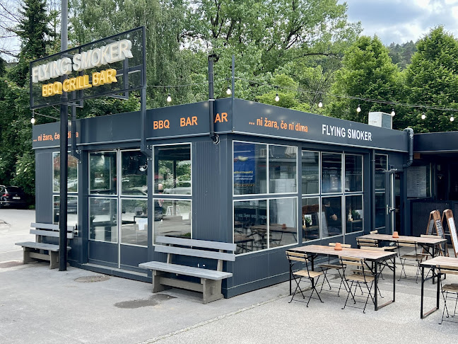 Comentarii opinii despre Flying Smoker