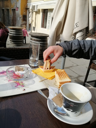 Manzioli wine bar doo - Gastronomija in gostinstvo