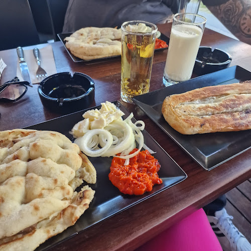 Okrepčevalnica Soča Ademi Avni s.p. - Gastronomija in gostinstvo