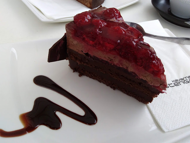 Kavarna in slaščičarna Na trgu