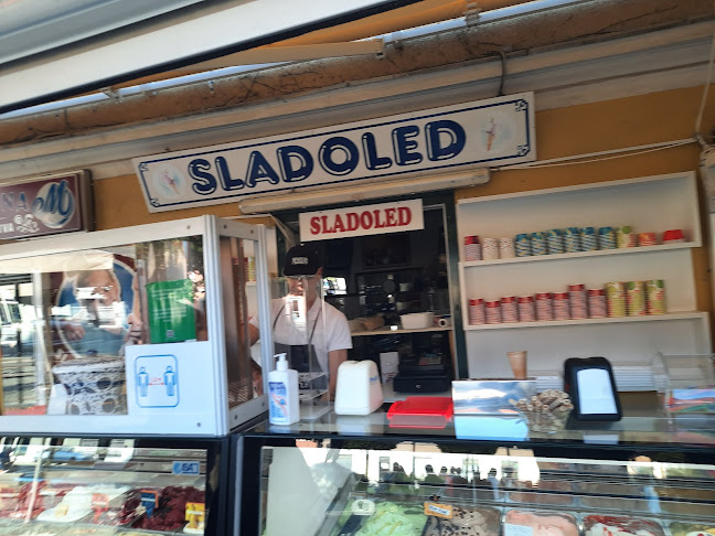 Sladoledarna M, Demiri Basri S.P. - Gastronomija in gostinstvo