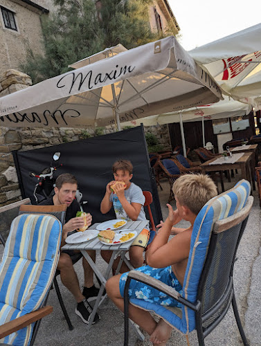 Specializirana okrepčevalnica pizzeria ˝Flora˝, Ljubica Imeri s.p. - Gastronomija in gostinstvo