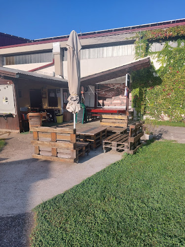 Sports Cafe letališče Levec - Gastronomija in gostinstvo