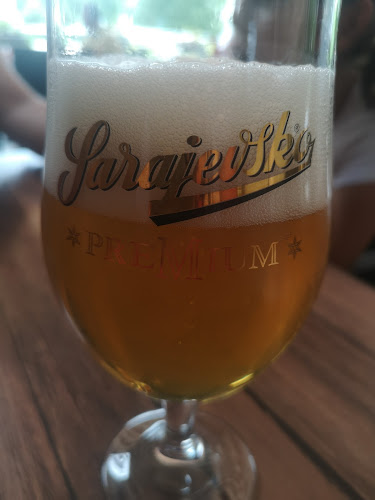 Deset v Pol - Gastronomija in gostinstvo