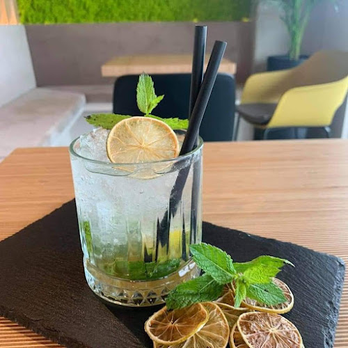 Kavarna Skandi - Gastronomija in gostinstvo