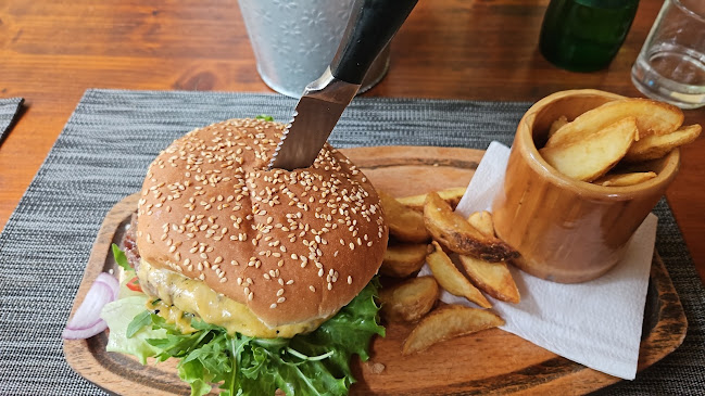 Gostilnica STARA KAŠČA Vrhnika - Gastronomija in gostinstvo