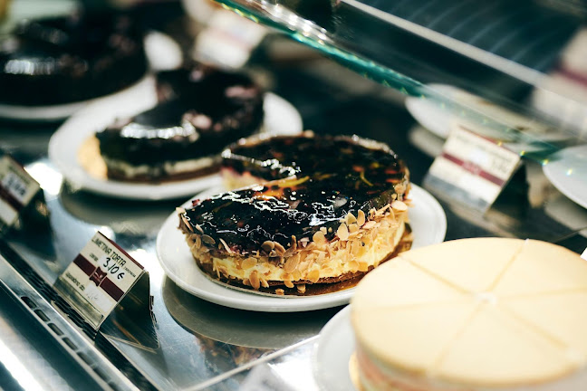 Slaščičarna Urška Brežice - Gastronomija in gostinstvo