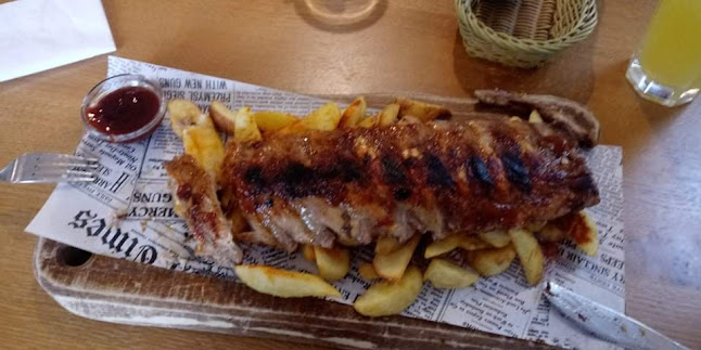 Pri Jerneju gostilna picerija caffe - Gastronomija in gostinstvo