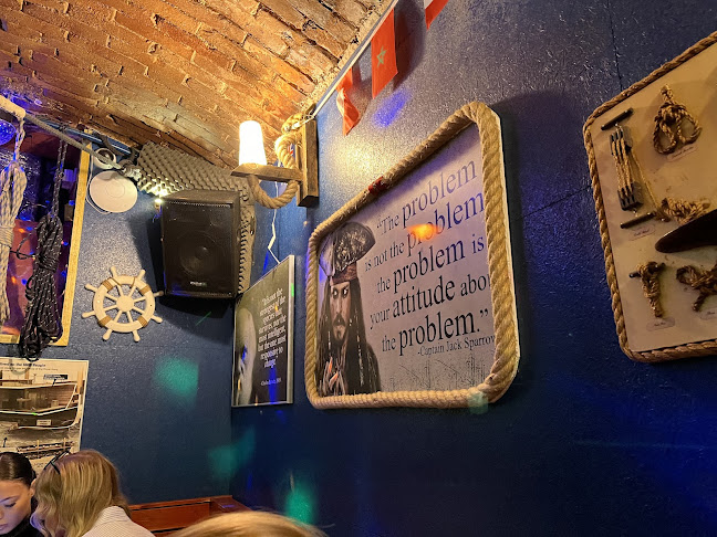 Captain's Cabin - Gastronomija in gostinstvo