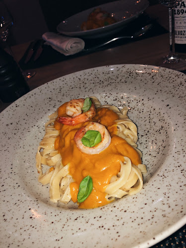 Comentarii opinii despre Bistro Marof