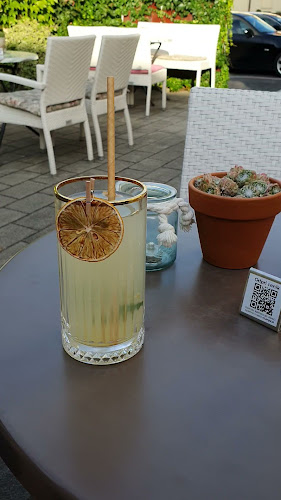 Opinii despre Kavarna Kalvarija în Maribor - Gastronomija in gostinstvo