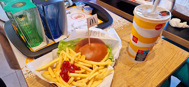 Opinii despre McDonald's Novo mesto în Novo mesto - Gastronomija in gostinstvo